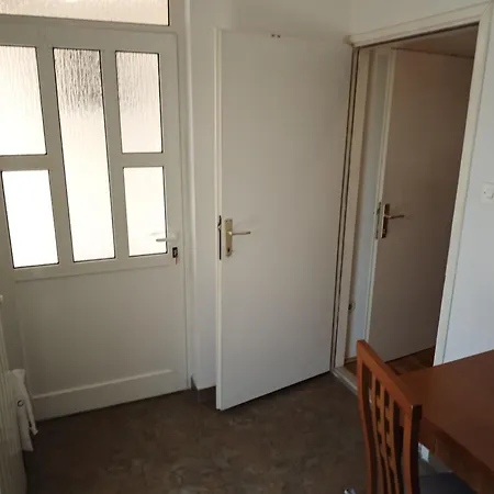 Tihi Apartman *
