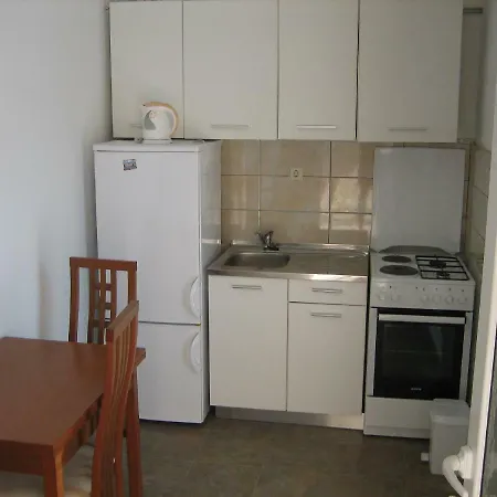 Tihi Apartment *
